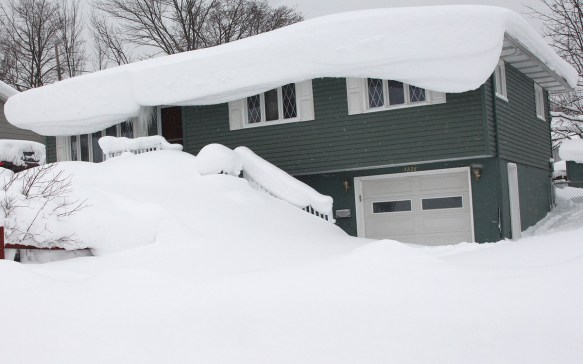 Photo by Chris Bosak Historic snowfall in Erie, Pennsylvania, Dec. 2017.